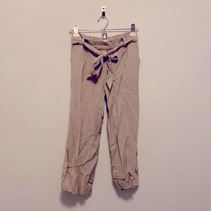 Ann Taylor LOFT comfortable tie waist Capri pants